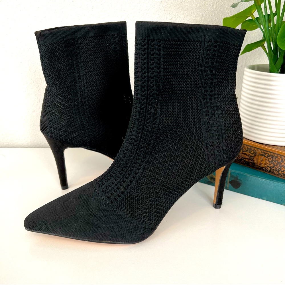 Catherine Malandrino Dnonito Black Knit Bootie